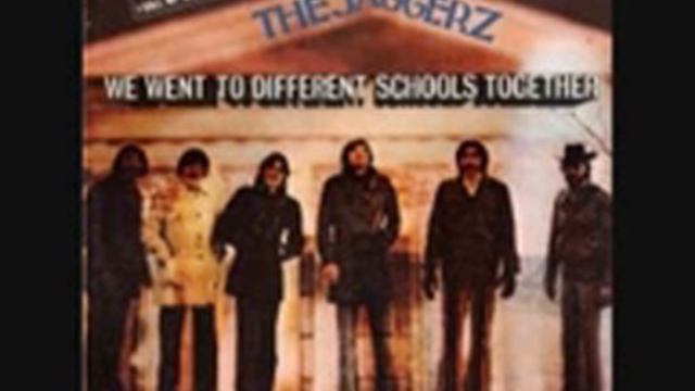 At My Window by The Jaggerz.wmv смотреть онлайн