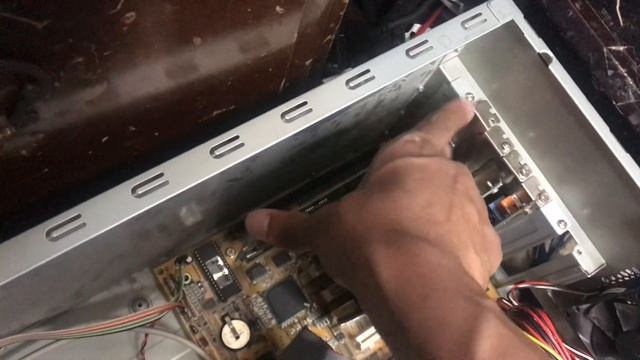 Building a Better Windows 98 Gaming PC смотреть онлайн
