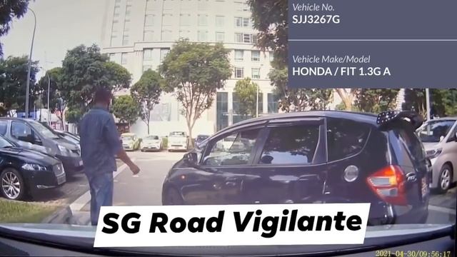30apr2021 bugis mrt open air carpark #SJJ3267G honda fit snatching parking lot turn into hit & run смотреть онлайн