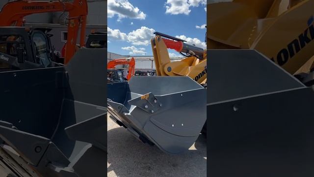 7ми тонник! Работали бы на таком? #спецтехника #погрузчик смотреть онлайн
