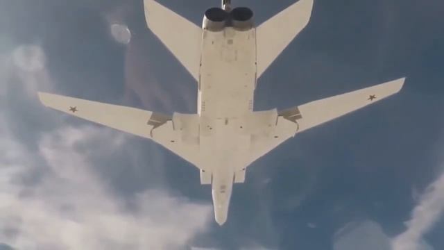 RUDAL KINZHAL, RUDAL HIPERSONIK NUKLIR RUSIA YANG TAK TERKALAHKAN || MILITARY смотреть онлайн