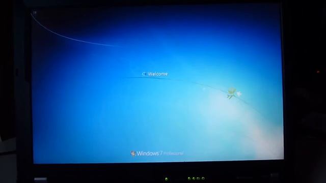 Seagate Laptop SSHD - Windows 7 2nd boot on an overclocked Lenovo T61 with S-ATA II смотреть онлайн