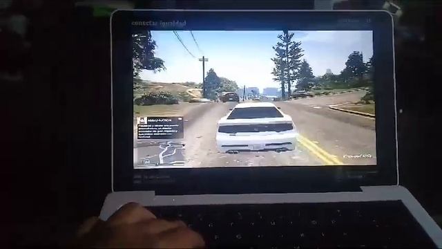 Corriendo GTA V en la netbook del gobierno смотреть онлайн