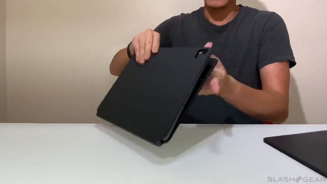 Apple Magic Keyboard for iPad Pro 12.9-inch: unbox and hands-on review смотреть онлайн