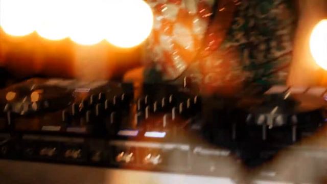 Melodee Jays feat Unix Memories смотреть онлайн