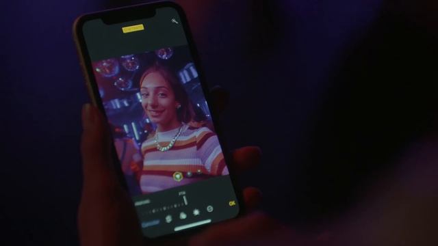 Roller Girls - Novo iPhone XR e 4G+ смотреть онлайн