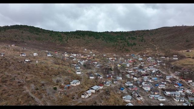 Rómska osada nad Richnavou /rok2022/ 1080p HD смотреть онлайн