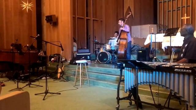 Jordan at Plymouth Church Jam - Footprints смотреть онлайн