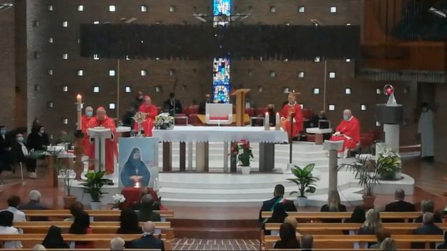Collevalenza, 31.5.2020 - S. Messa, card. Gualtiero Bassetti смотреть онлайн