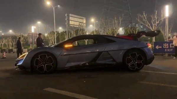 На внутренний рынок Китая вышел Yangwang U9