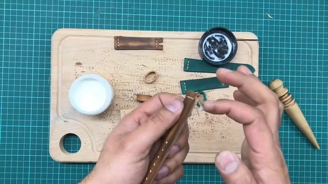 How to make a leather Apple Watch band. смотреть онлайн