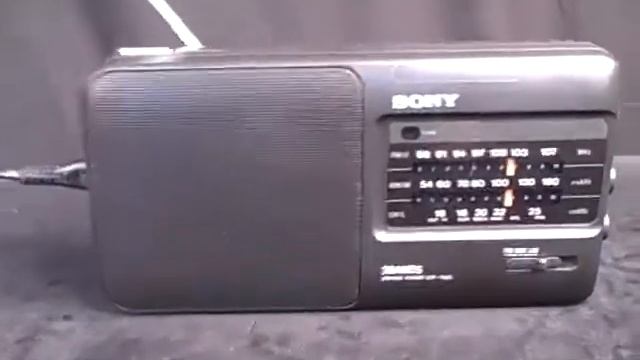 SONY ICF-790L
