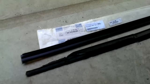 Replacing Quarter Window Weather Stripping Trim on the E46 BMW M3 смотреть онлайн