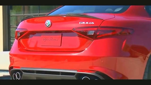 2017 Alfa Romeo Giulia Quadrifoglio - Drive, Exterior, Interior смотреть онлайн