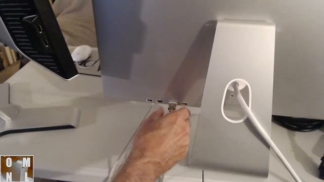 Got An Apple 23-inch Cinema Display! смотреть онлайн