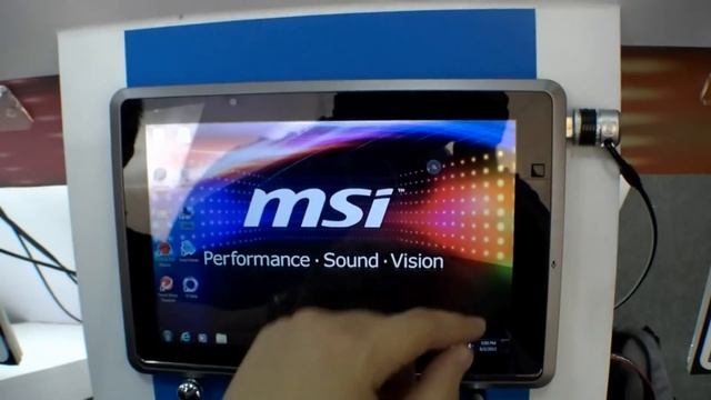 Frst Hands On with the MSI WindPad 110W AMD Tablet смотреть онлайн