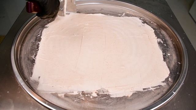 How to Make Coca Cola Ice Cream Rolls | Satisfying Video with Scratching & Tapping Ear to Ear смотреть онлайн