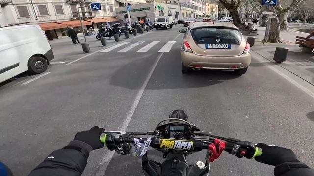 quanti km fa il FANTIC 125 4T con 1 litro? смотреть онлайн
