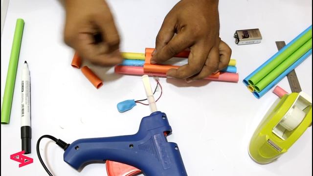 How to make a Homemade Flashlight from Paper (Torch Light) | Easy Tutorial смотреть онлайн