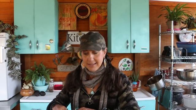 HOW TO FERMENT any VEGETABLE! get more NUTRITION смотреть онлайн