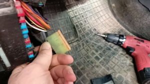 Не работает левый передний поворот на Шевроле Ланос