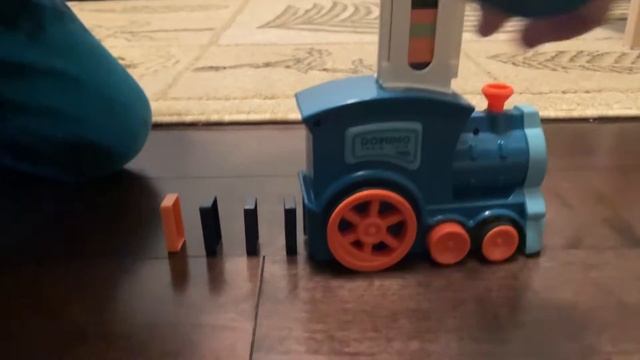 Children Domino Train Automatic Building Blocks | Brothers r Us Toys Review! смотреть онлайн