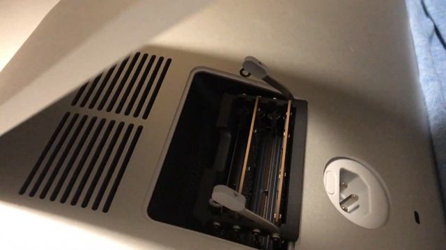 2019 iMac upgrading and installing RAM (J Speak 189) смотреть онлайн