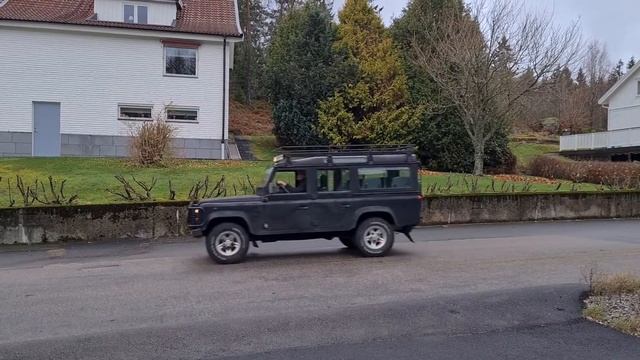 14216 - Land Rover Defender 110 3,0 TDI — 1998 смотреть онлайн