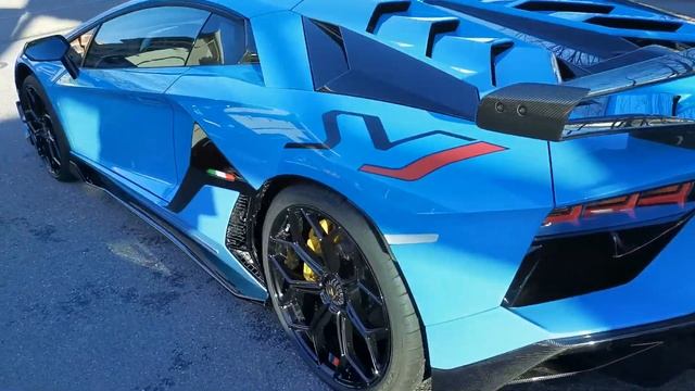 LAMBORGHINI Aventador LP770-4 SVJ Superveloce