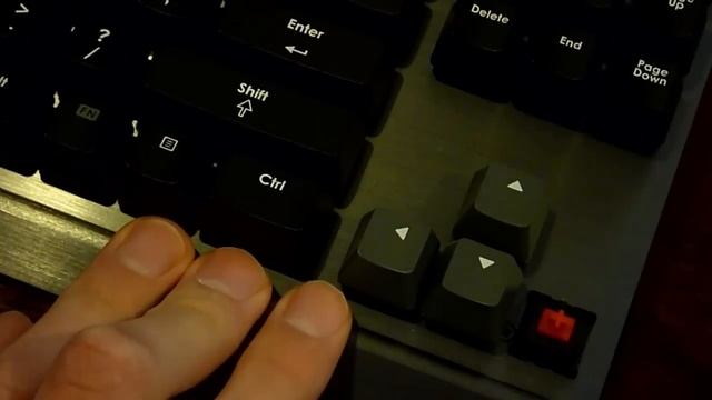 Corsair Vengeance K65 Unboxing & Review смотреть онлайн