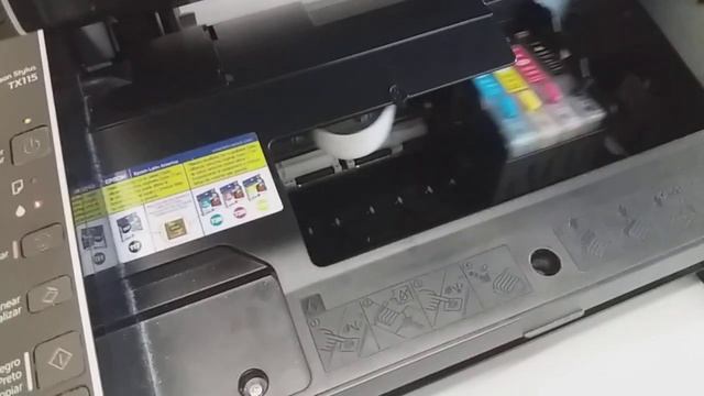Impressão não sai, limpeza e teste de impressão Epson TX115 TX105 смотреть онлайн