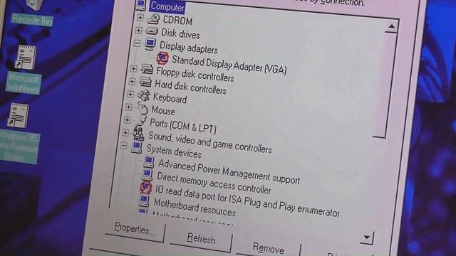 Installation of the Windows Chicago Build 224 debug version on a retro motherboard смотреть онлайн