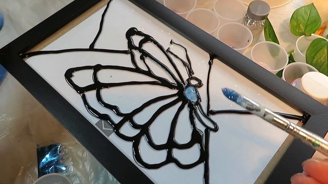 DIY Glitter faux stained glass Butterfly wall hanging смотреть онлайн