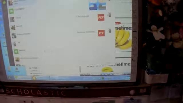 ESL in China - wechat for communication and file sharing смотреть онлайн