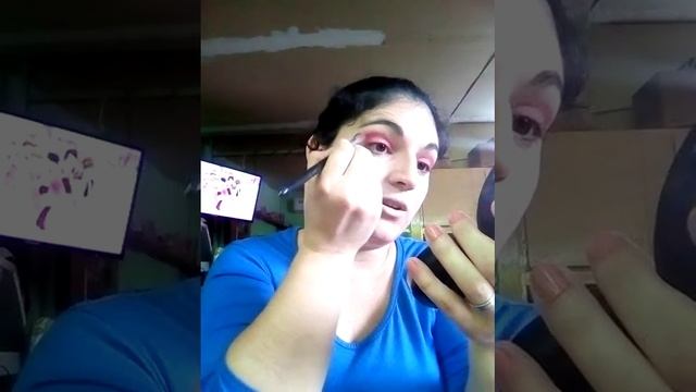 Probando polvos mac y base kylie смотреть онлайн