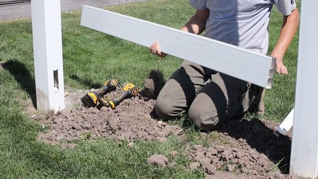 How to Install a Vinyl Fence DIY Privacy Fence Build смотреть онлайн