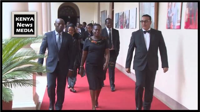 Uhuru Kenyatta chairs Special Cabinet Meeting regarding Moi Funeral смотреть онлайн