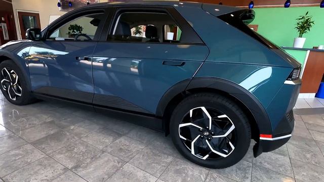 Green Wave Electric Vehicles: Used EVs in New England at the FIRST Electric-Only Dealership in NH смотреть онлайн