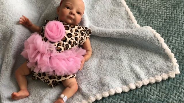 РЕБОРН КУКЛЫ. ВЫБИРАЕМ МАЛЬЧИК ИЛИ ДЕВОЧКА . || Reborn Doll . смотреть онлайн