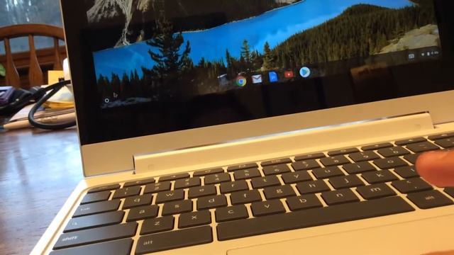Lenovo Chromebook review + iPod touch 4th generation in early 2019 - still worth buying? смотреть онлайн