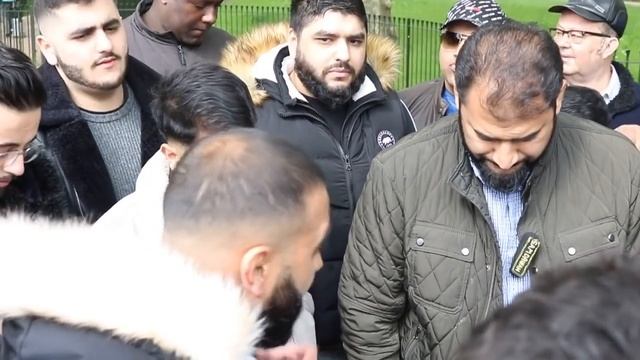 Taqqiya is part of our deen Br adnan rashid vs Shia Rafida speakers Corner смотреть онлайн