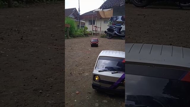 gas lagi gak ni ? #hijet1000 #wpld12 #wpld42 #viral #mobilananak #rcdrift смотреть онлайн