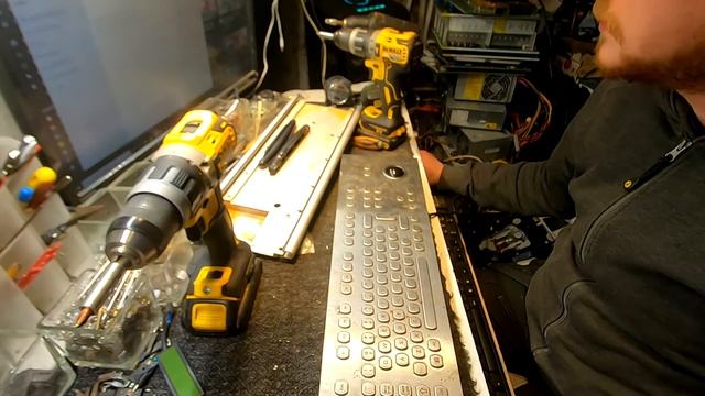 Reparation Of Stainless Keyboard