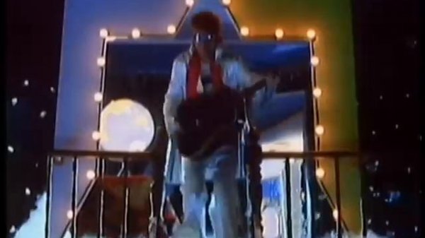 Men Without Hats - Pop Goes The World