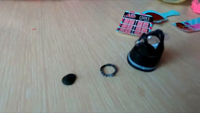 LenMaksKids открывают Сюрприз ЛОЛ LOL Золотая капсула оригинал смотреть онлайн