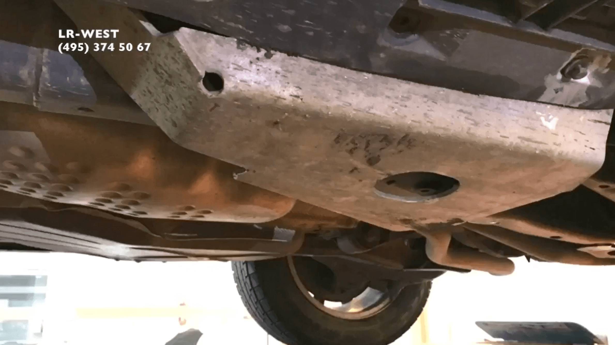 Кожух компрессора пневмоподвески на Ленд Ровер Дискавери. Что полезно знать владельцу. смотреть онлайн