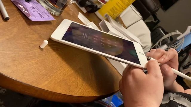 Apple Pencil Unboxing смотреть онлайн