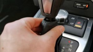 Freelander 2 / LR2 Auto gearstick handle / knob replacement collapsed button - Freelander Steve