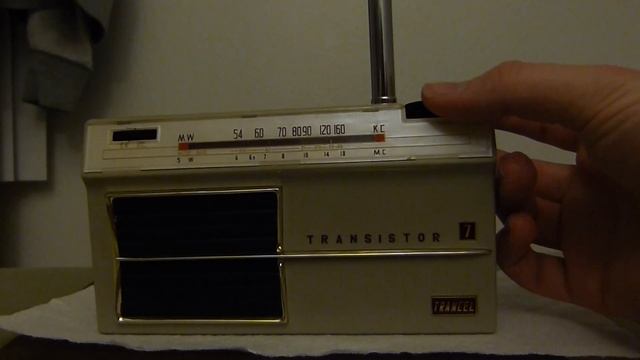 Toshiba / Trancel 7TM-312S shortwave transistor radio on shortwave смотреть онлайн