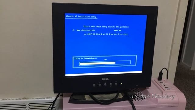 Dell OptiPlex GX240 Vs Windows NT 4.0 | Part 1 смотреть онлайн